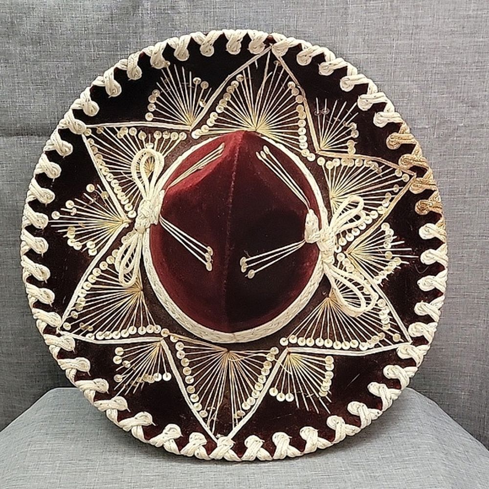 BELRI HATS VTG  Mexican Mariachi Sombrero MED Hat Red Velvet / Cream Embroidery